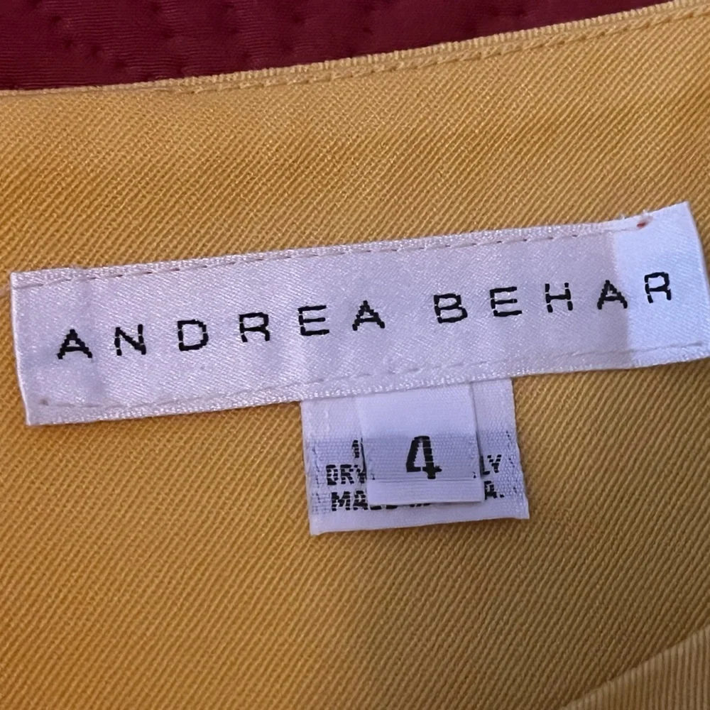 🛍️3 For $10🛍️Andrea Behar Beautiful Sunny Lemon Yellow Mini Pencil Skirt, Sz 4